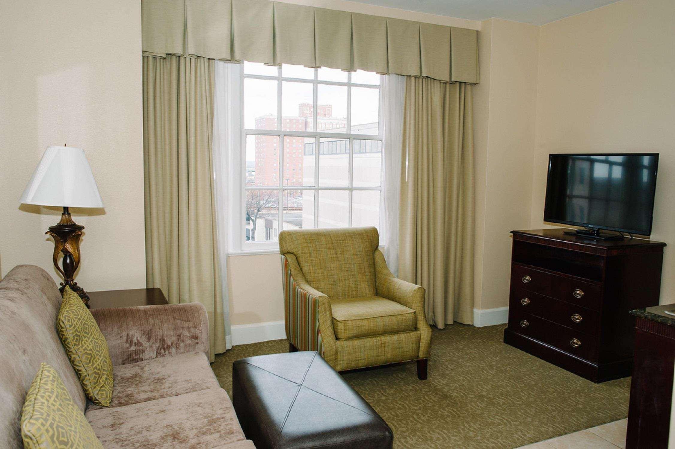 Hampton Inn & Suites Birmingham-Downtown-Tutwiler Exterior photo